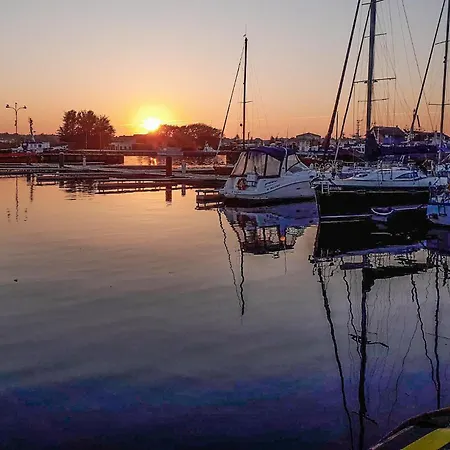 Stunning In With Wifi Holiday home Darlowo